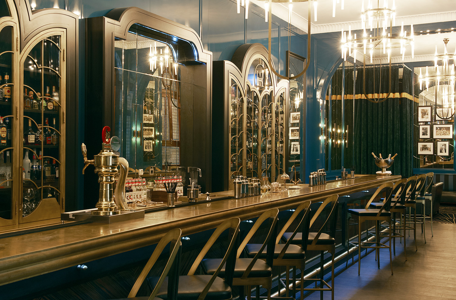 HOTEL ALFONSO XIII AMERICAN BAR, SEVILLE, ANDALUCIA STARWOOD LUXURY COLLECTION HOTEL ALFONSO XIII AMERICAN BAR, SEVILLE, ANDALUCIA STARWOOD LUXURY COLLECTION